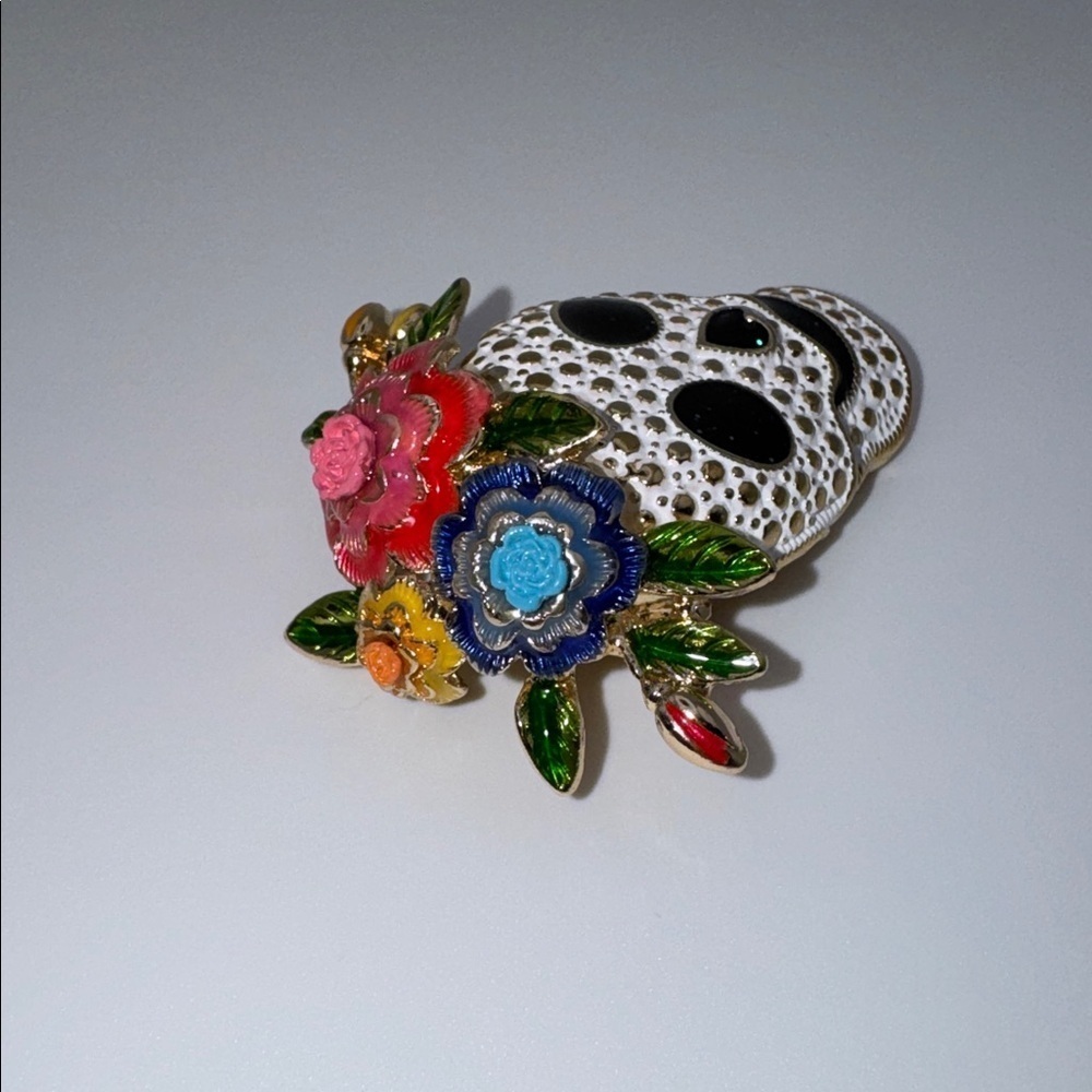 Sugar Skull Brooch Dia de los Muertos - Picture 3 of 3
